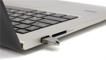 Накопитель USB Qumo Cosmos <QM32GUD-Cos-d> USB2.0 Flash Drive 32Gb (RTL)