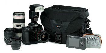 Сумка для фото/видеотехники Lowepro Stealth Reporter D300 AW