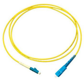 Кабель волоконно-оптический оптический TWT (TWT-LC-SC/SU-2.0). симплексный. LC/UPC-SC/UPC. SM. 2.0 м