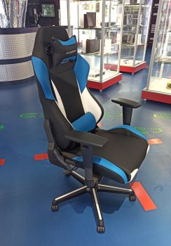 Кресло для геймера DxRacer OH/DM61/NWB